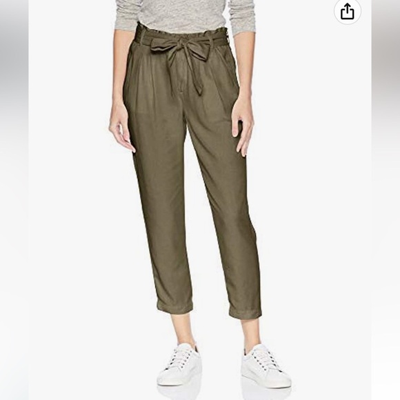 Daily Ritual soft paper bag pants - Picture 1 of 9